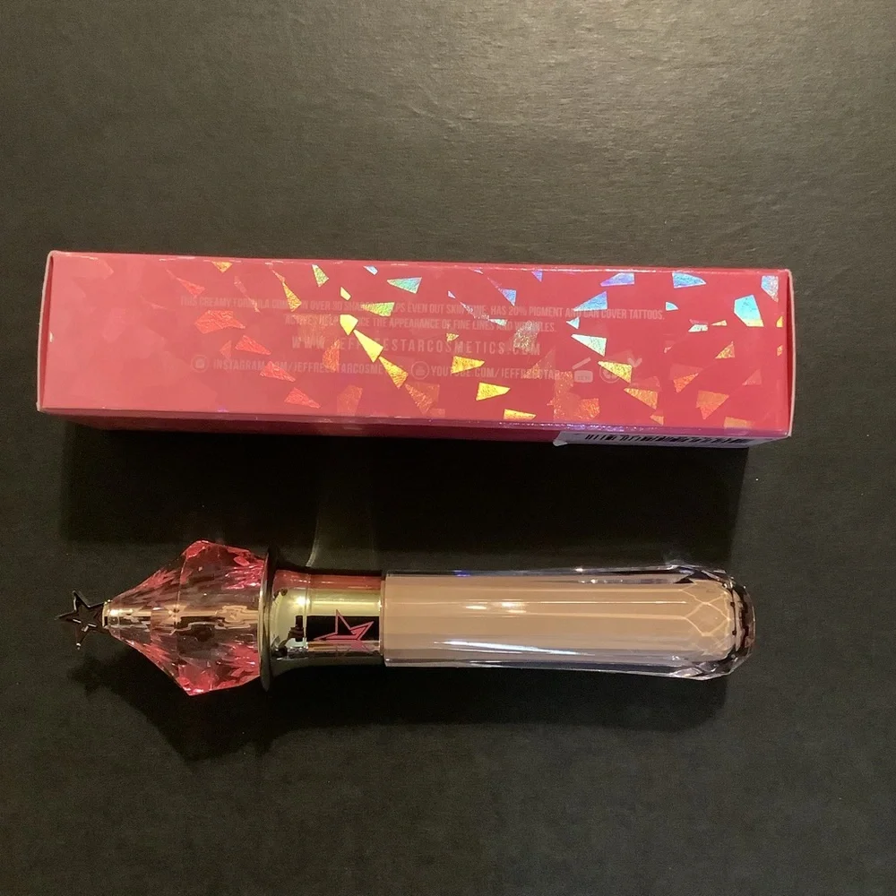 Jeffrey Star 13.5 Magic Star Liquid Concealer